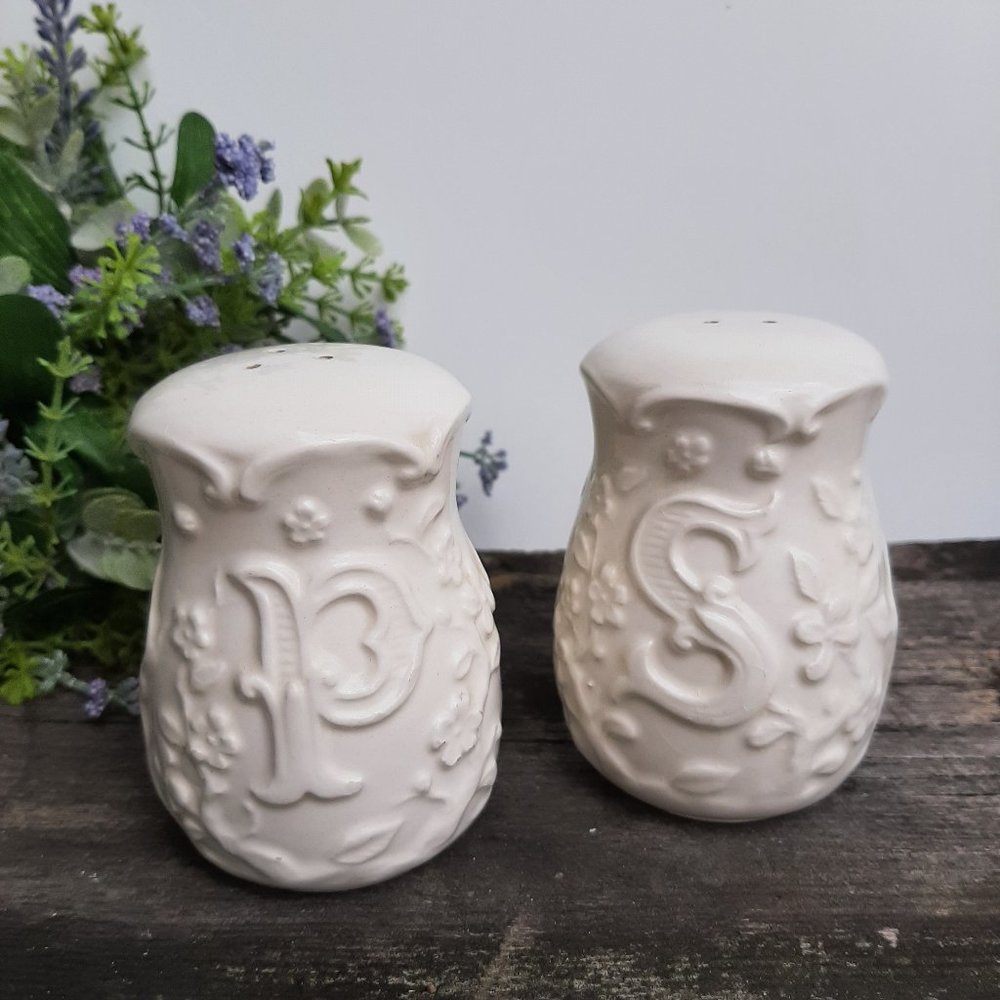 Vintage White Ceramic Salt & Pepper Shaker Set Embossed Floral Design